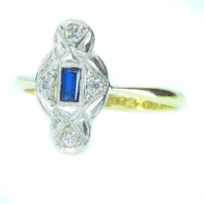 Art Deco Sapphire and Diamond Ring set in 18ct Yellow Gold and Platinum
